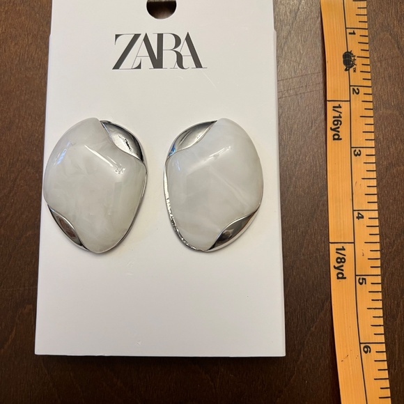 Zara large chunky earrings - Picture 2 of 2